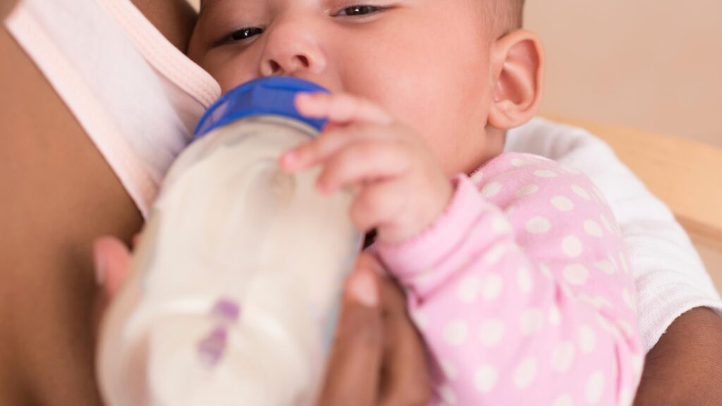 baby feeding with bottle before nap